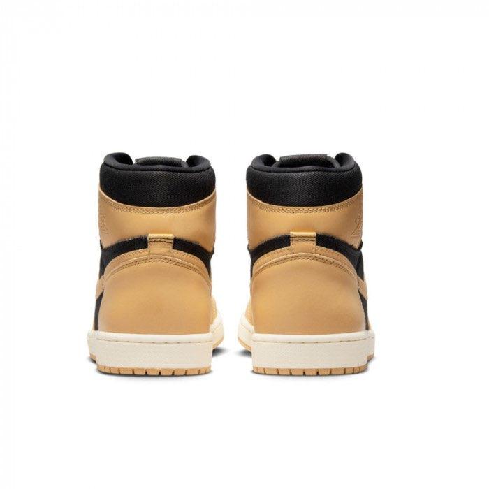Air Jordan 1 Vachetta Tan